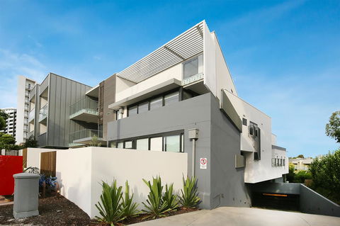 Ellia Doncaster Apartment - eAccommodation 29