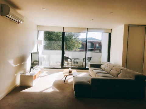 Ellia Doncaster Apartment - eAccommodation 7