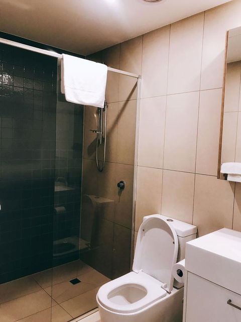 Ellia Doncaster Apartment - eAccommodation 11