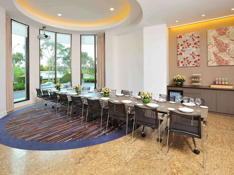 Novotel Melbourne Glen Waverley - eAccommodation 24