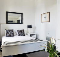 The Royal Hotel Mornington - eAccommodation