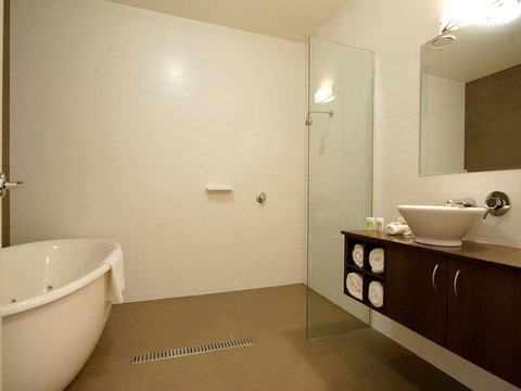 Mornington Hotel - eAccommodation 32
