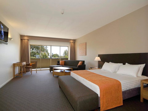 Mornington Hotel - eAccommodation 24