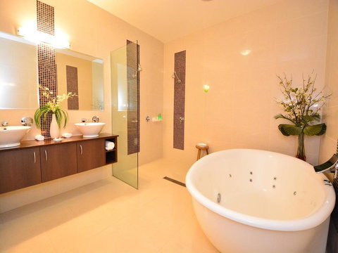 Mornington Hotel - eAccommodation 25