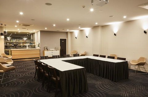 Mornington Hotel - eAccommodation 14