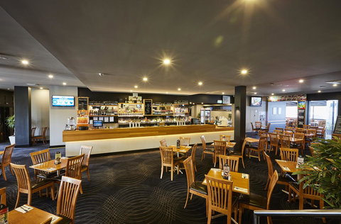 Mornington Hotel - eAccommodation 10