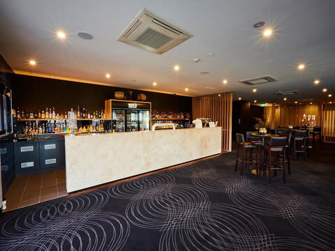 Mornington Hotel - eAccommodation 17