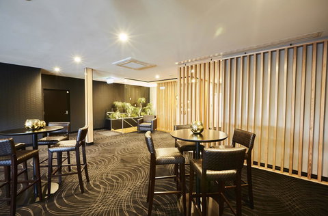 Mornington Hotel - eAccommodation 13