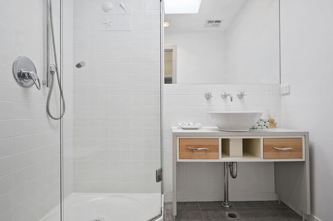 Oceanic Sorrento - eAccommodation 10