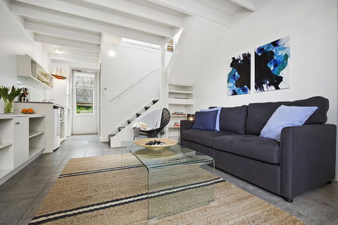 Oceanic Sorrento - eAccommodation 18