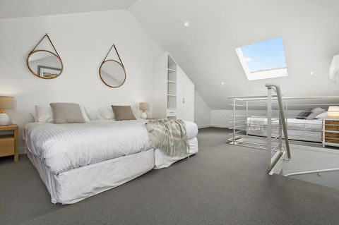 Oceanic Sorrento - eAccommodation 14