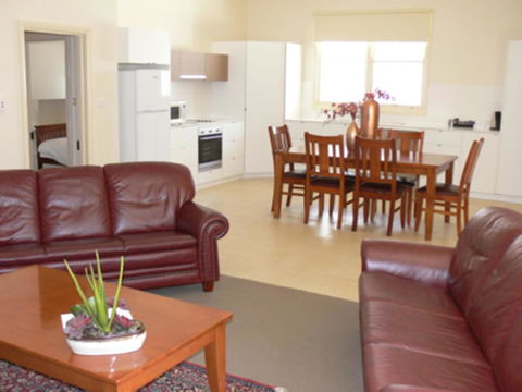 The Victoria Apartments - eAccommodation 25