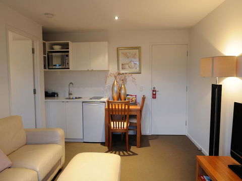 The Victoria Apartments - eAccommodation 17