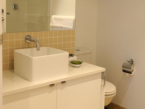 The Victoria Apartments - eAccommodation 16