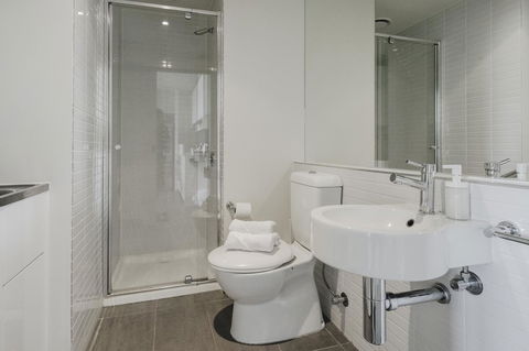 Mono Apartments On Franklin Street - eAccommodation 21