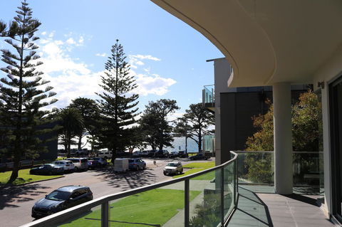 130 At The Waves - eAccommodation 0