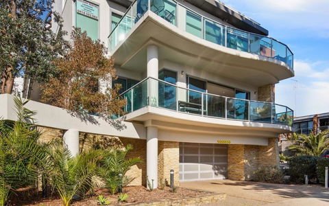 130 At The Waves - eAccommodation 25