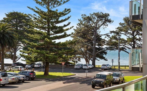 130 At The Waves - eAccommodation 1