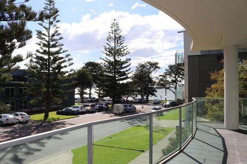 130 At The Waves - eAccommodation 19