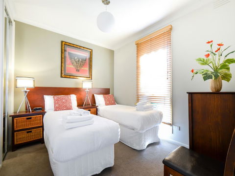 Boutique Stays Sandyside- Sandringham Villa Units - eAccommodation 3