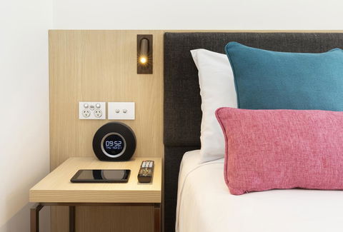 Ibis Melbourne Central - eAccommodation 0