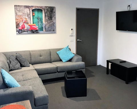 Snow View Holiday Units - eAccommodation 13