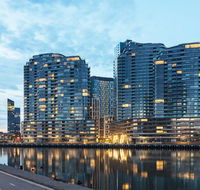 Winston Apartments Docklands - eAccommodation