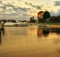 Waterfront Retreat - eAccommodation