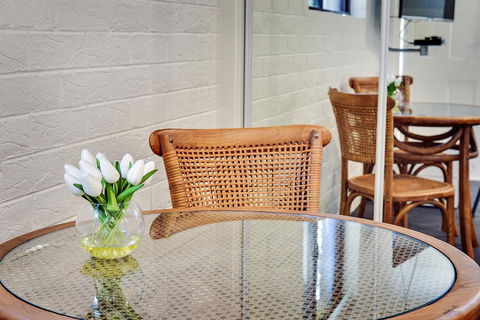 Allambi Holiday Apartments - eAccommodation 26