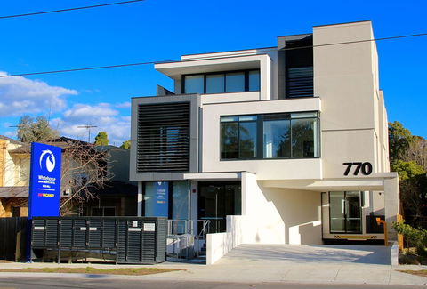 Whitehorse Apartments Hotel - eAccommodation 0