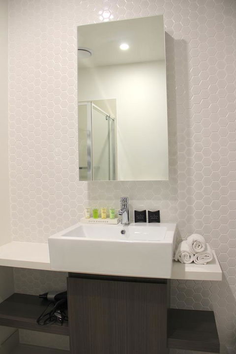 Whitehorse Apartments Hotel - eAccommodation 23