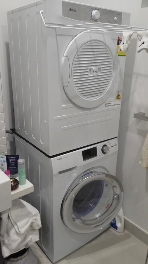 Whitehorse Apartments Hotel - eAccommodation 12