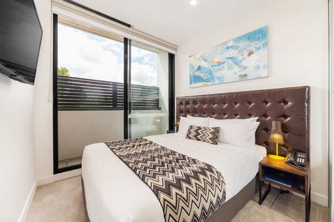 Whitehorse Apartments Hotel - eAccommodation 2