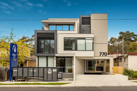 Whitehorse Apartments Hotel - eAccommodation 36