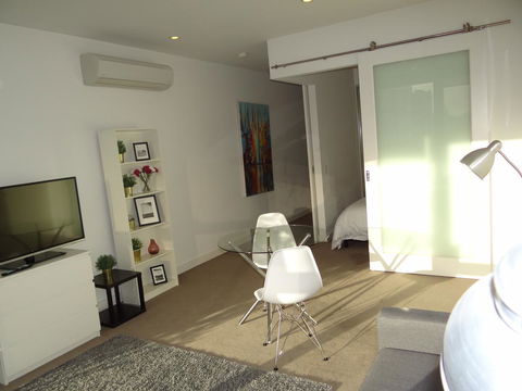 Amazing Accommodations: Vogue - eAccommodation 20