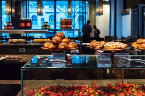 Grand Hyatt Melbourne - eAccommodation 13