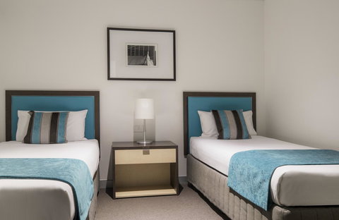Novotel Melbourne On Collins - eAccommodation 3