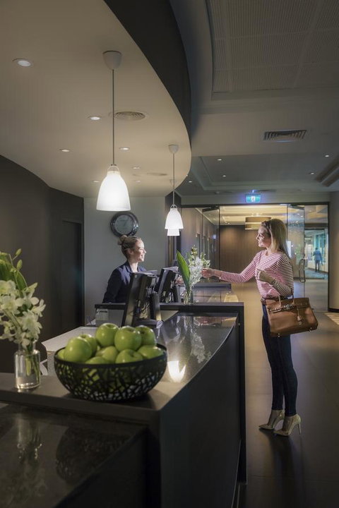 Novotel Melbourne On Collins - eAccommodation 19
