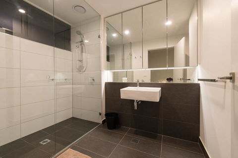Doncaster Private Collection 2 Bed Townhouse@Pearl - eAccommodation 9
