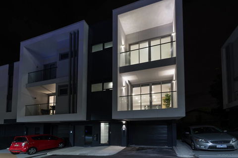 Doncaster Private Collection 2 Bed Townhouse@Pearl - eAccommodation 14
