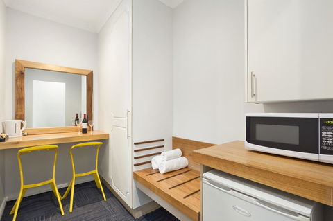 The International Motel Apollo Bay - eAccommodation 31
