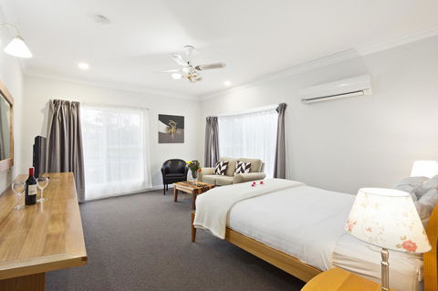 The International Motel Apollo Bay - eAccommodation 19