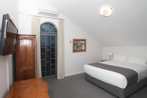 Quality Inn & Suites The Menzies - eAccommodation 28