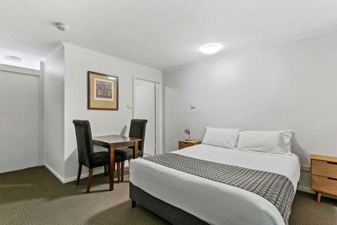 Quality Inn & Suites The Menzies - eAccommodation 2