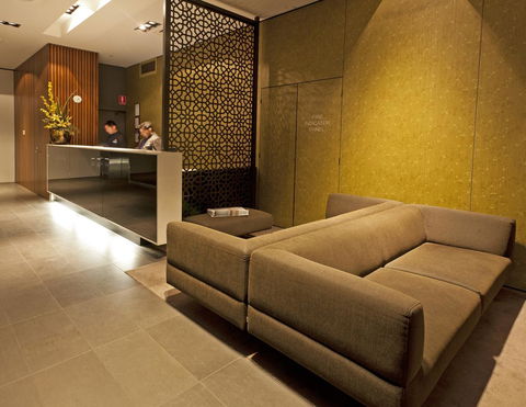 Causeway 353 Hotel - eAccommodation 13