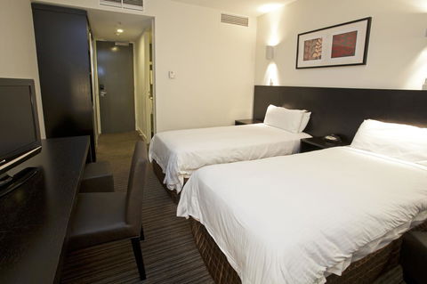 Causeway 353 Hotel - eAccommodation 26