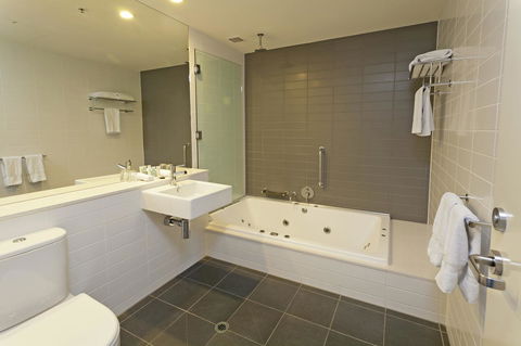 Causeway 353 Hotel - eAccommodation 35