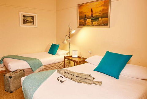 Amara Springs Guest House - eAccommodation 29