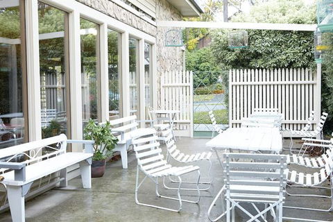 Amara Springs Guest House - eAccommodation 31