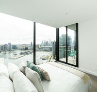 Melbourne Private Apartments - Collins Wharf Waterfront Docklands - eAccommodation